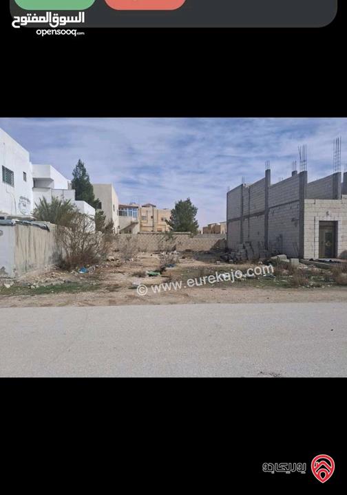 بيت عمار جديد تشطيب سوبر ديلوكس مساحة 195م على أرض 723م للبيع في المفرق الحي الجنوبي