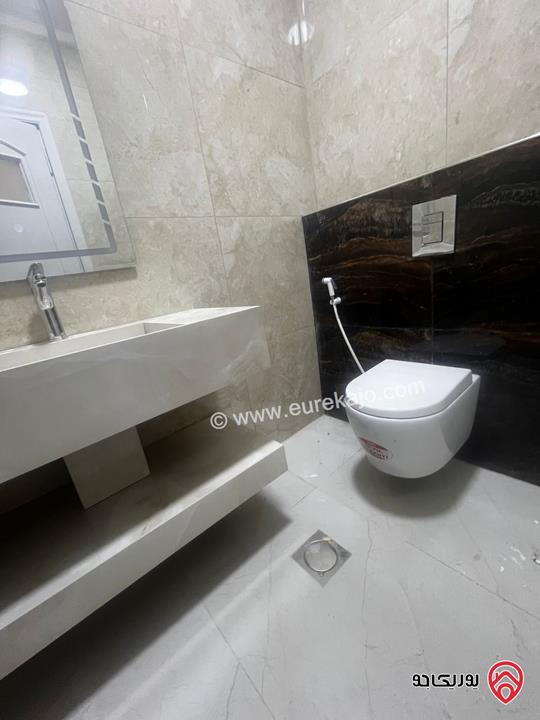 شقة طابق أول مساحة 210م للايجار في عمان - خلدا