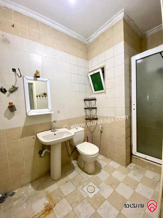 شقة طابق ثالث مساحة 80م للبيع في عمان - جبل الزهور