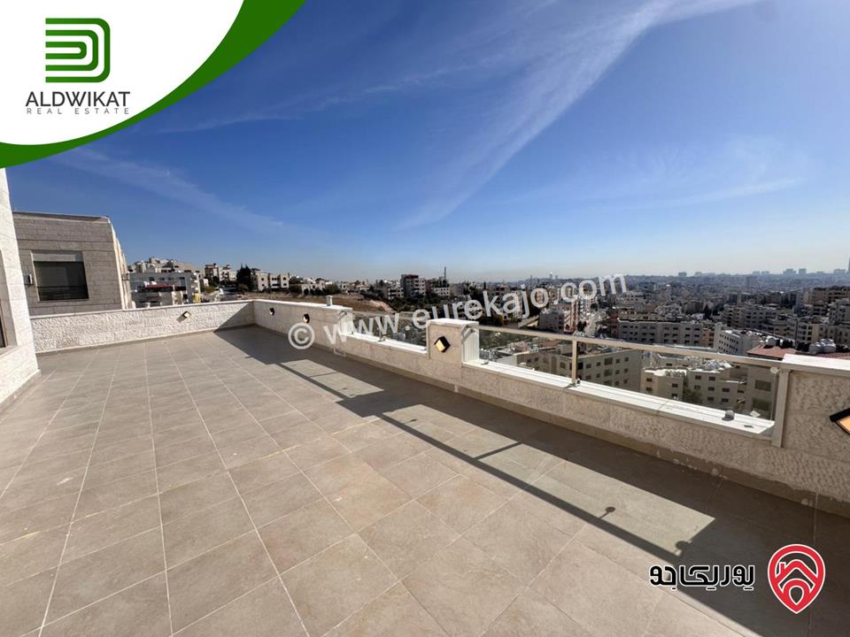 شقة طابقية مع روف للبيع في عمان - تلاع العلي مساحة البناء 260م ومساحة الترس 70م على شارعين