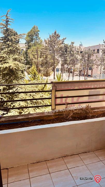 شقة مميزة مساحة 200م طابق أول للايجار مفروشة في عمان - دير غبار