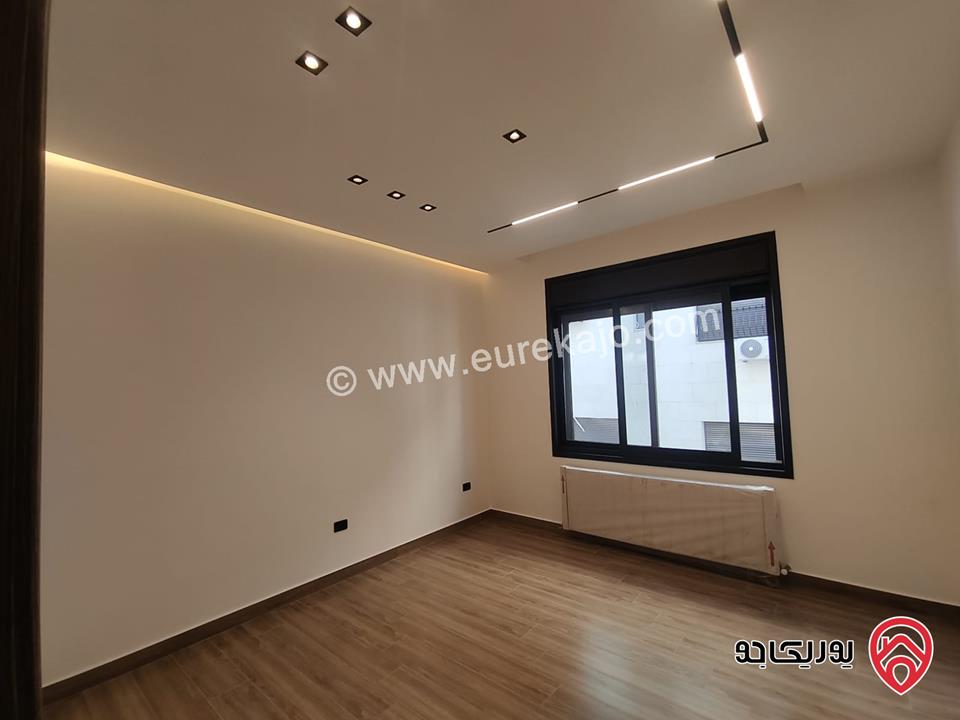 شقق حديثة 215 متر للبيع في عمان - حي الصحابة رجم عميش  