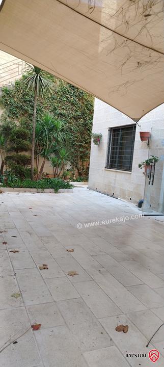 شقة مساحة 235م داخلي و 150م للبيع في عمان - الكرسي