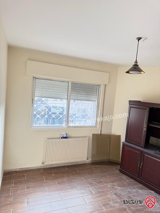 شقة طابق ثاني مساحة 160م للايجار في عمان - أم السماق