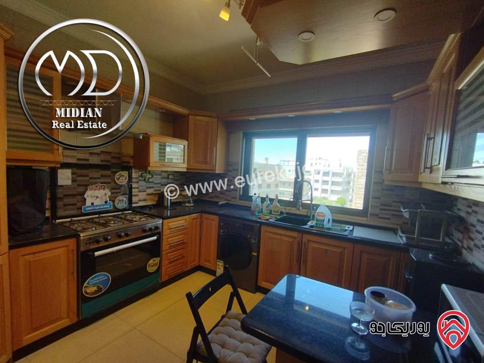 شقة مفروشة للايجار في عمان - الصويفية مساحة 130م طابق ثالث تشطيبات و فرش سوبر ديلوكس اطلالة جميلة