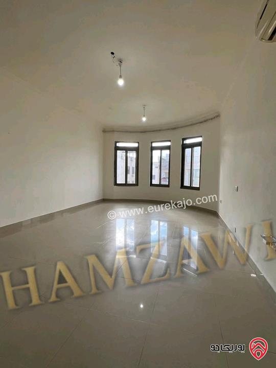 شقة طابق ثاني مساحة 95م للايجار في عمان - حي الصاحبة