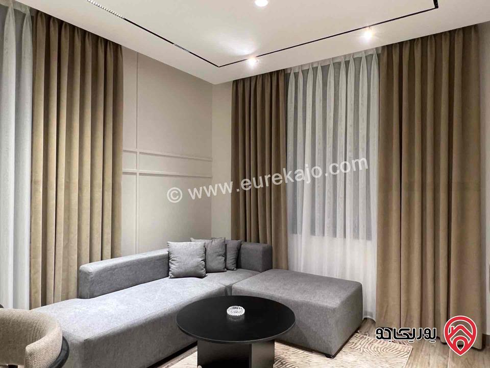 روف فاخر مساحة 90م للإيجار السنوي في عمان - عبدون