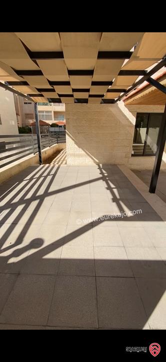 شقة ديلوكس طابق ارضي مساحة 150م للإيجار في عمان - الدوار السابع 