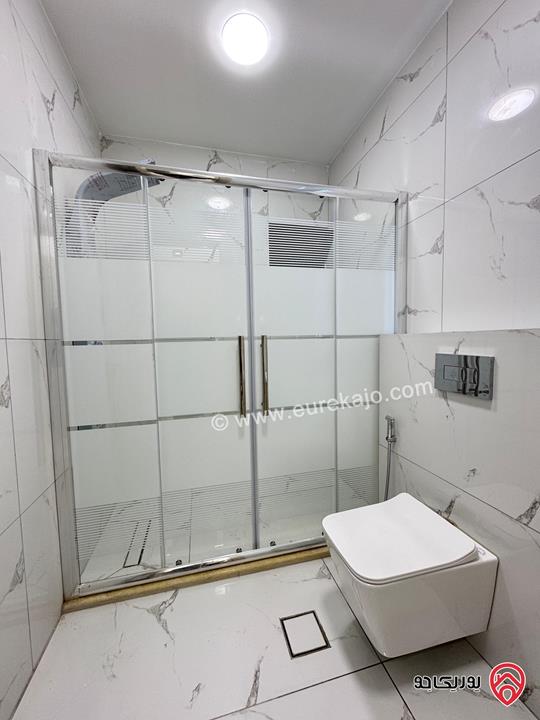 شقة طابق ارضي مساحة 160م داخلي و 50م خارجي للبيع في عمان - البنيات 