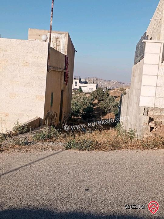 بيت مستقل مساحة 165م على أرض 900م للبيع في الزرقاء - بيرين