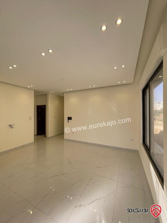 شقق طابق اول و ثاني مساحة 137م للبيع في عمان - البنيات