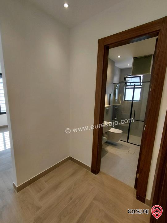 شقة فاخرة مساحة 240م طابق أول للايجار في عمان - خلدا 