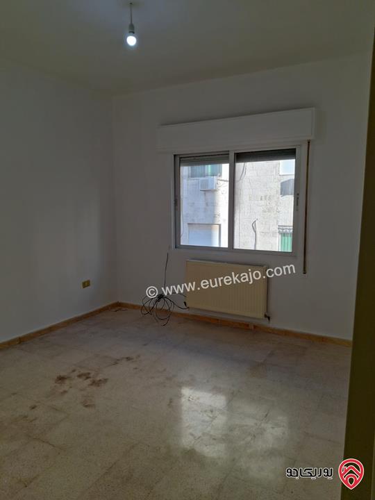 شقة مميزة مساحة 128م طابق أول للبيع في عمان - الجاردنز