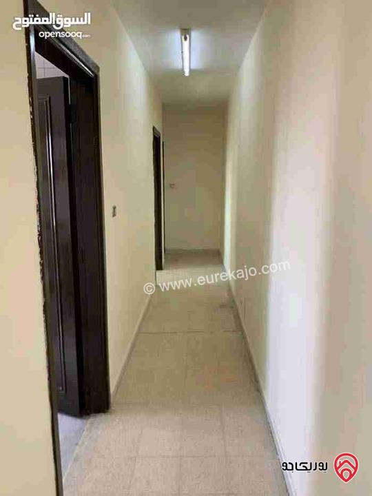 شقة طابق ثالث مساحة 80م للبيع  في عمان - المقابلين