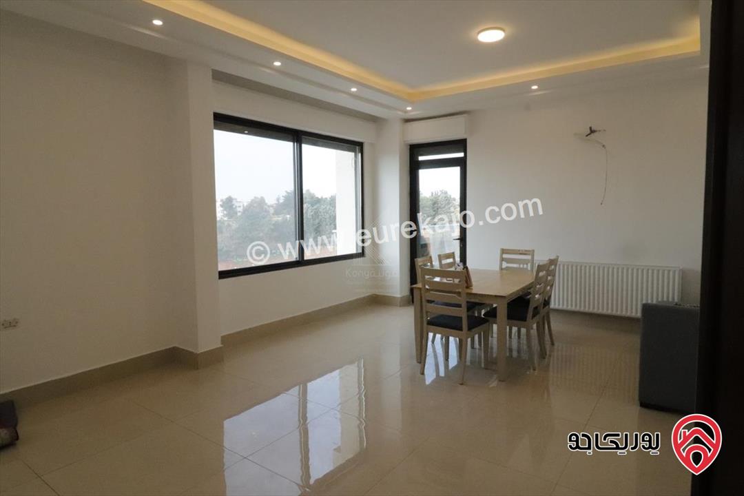 شقة طابقية جديدة فاخرة مساحة 227م للبيع في عمان - خلدا