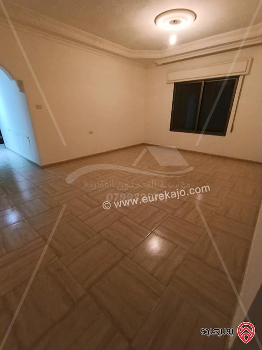 شقة فارغة مساحة 190م طابق ثاني للايجار في عمان - خلدا