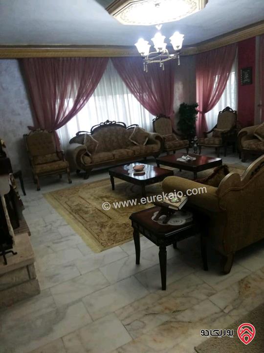 فيلا فخمة مساحة 600م على أرض 751م للبيع في عمان - الرحمانية