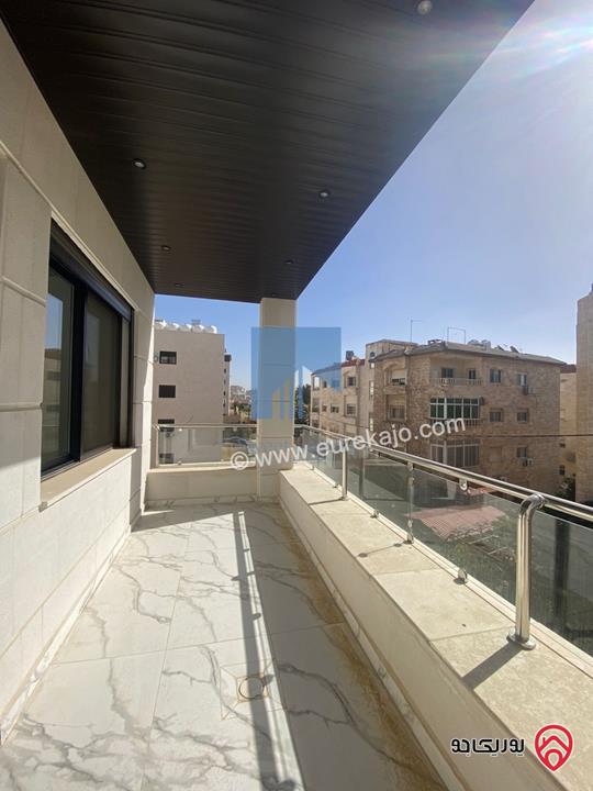 شقة فاخرة طابق ثاني مساحة 200م تشطيب سوبر ديلوكس لم تسكن للبيع في عمان - تلاع العلي