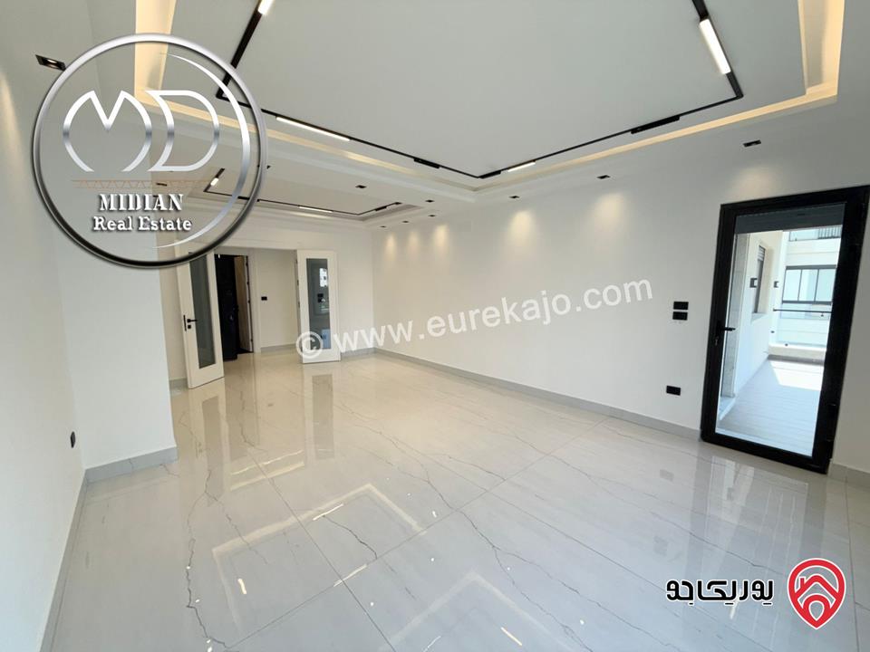 شقق للبيع في عمان - ضاحية النخيل مساحات 250م 4 نوم تشطيبات و ديكورات عصرية فاخرة جديدة لم تسكن