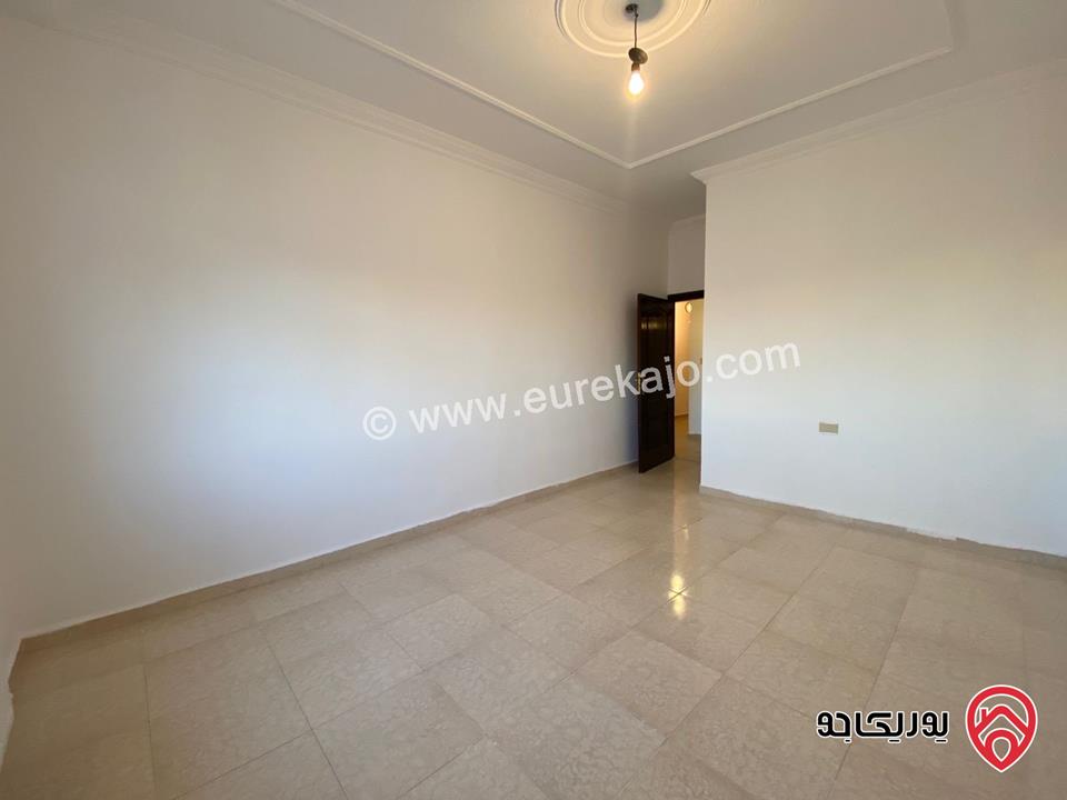 شقة طابق ثالث مساحة 200 م للبيع او للإيجار في عمان - تلاع العلي 