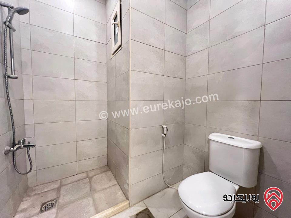 فيلا فاخرة مساحة 550م على ارض 1 دونم للبيع في عمان - عبدون اطلالة خلابة 