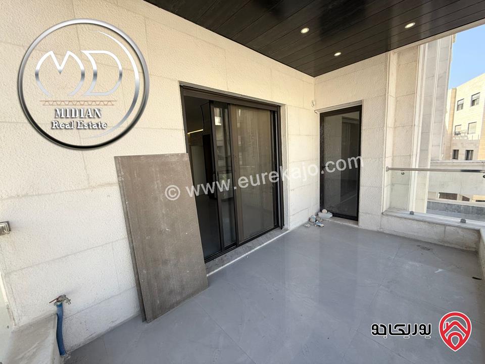 شقة فارغة للايجار في عمان - ام السماق مساحة 230م طابق ثاني تشطيبات ديكورات فاخرة جديدة لم تسكن