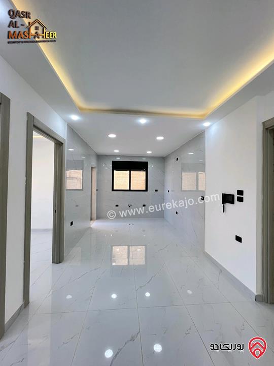 شقة ارضية مميزة مساحة 120م للبيع في عمان - الجبيهة ام زويتينة شارع التعليم العالي 