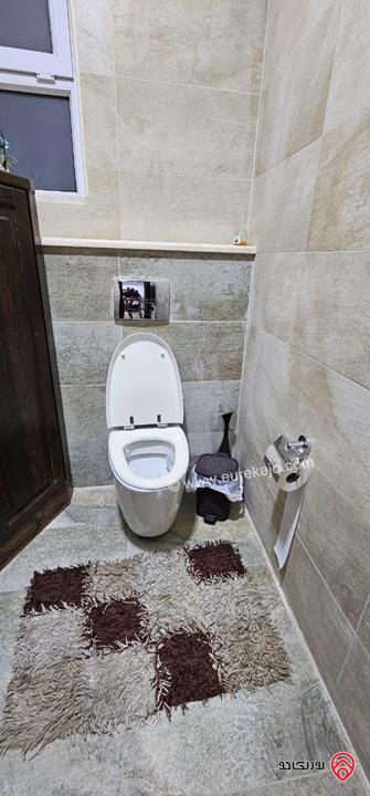  شقة دوبلكس مع روف مساحة 349م للبيع في الفحيص – الرهوة