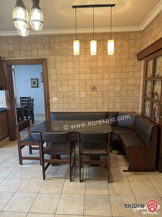 شقة مفروشة طابق ثالث مساحة 375م للايجار في عمان - الرابية