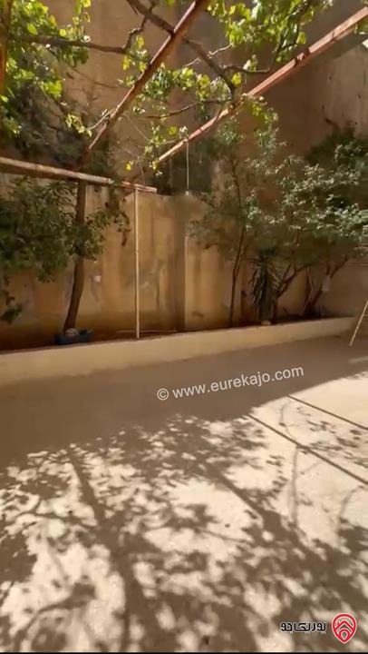شقة شبه ارضية مساحة 140م داخلي و 80م خارجي للبيع في عمان - المدينة الرياضية 
