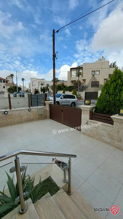 شقة ديلوكس مساحة 313م تصلح لسفارات للبيع مفروشة في عمان - عبدون الجنوبي 