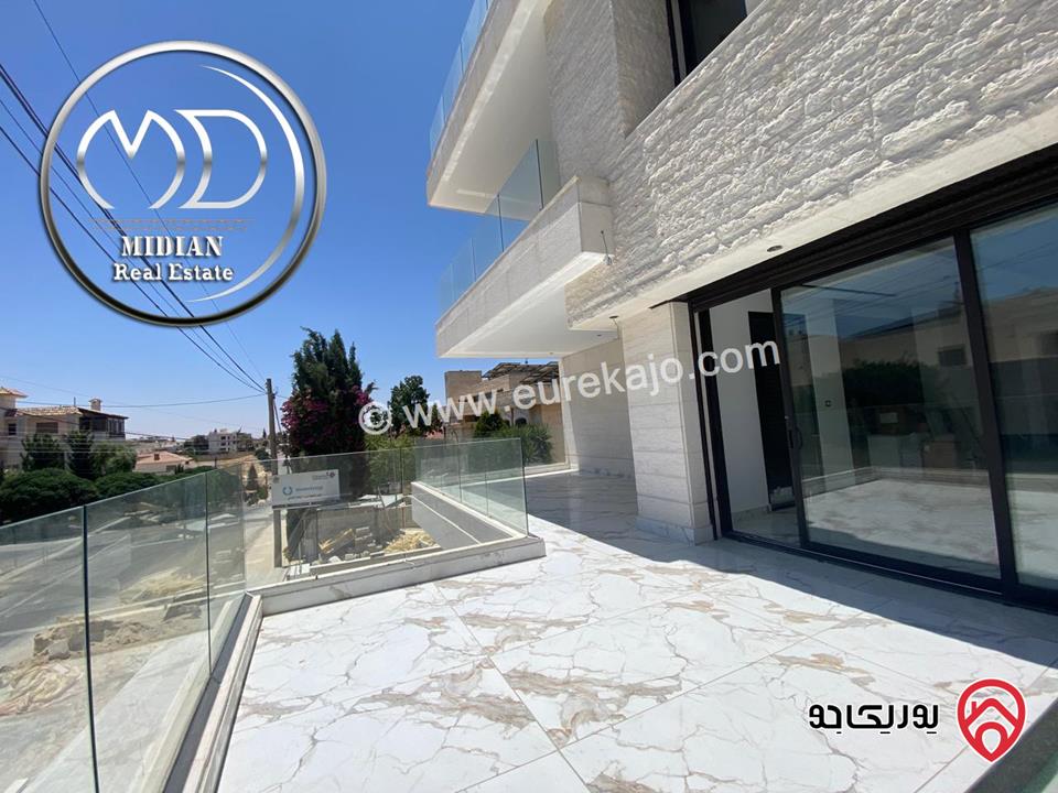 رووف طابقي فارغ للايجار في عمان - الكرسي مساحة 400م مع تراسات تشطيبات و ديكورات عصرية فاخرة جديد لم يسكن اطلالة رائعة