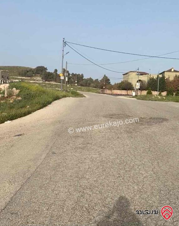 ارض مميزة جدا مساحة 1200م للبيع في عمان - ام الكندم 