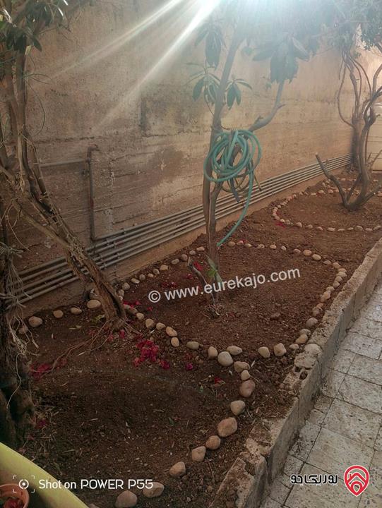 شقة أرضية منفصلة مجددة مساحة 120م داخلي و 50م خارجي للايجار في عمان - ماركا