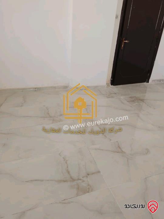 شقة فارغة طابق أول مساحة 120م للإيجار في عمان - تلاع العلي 