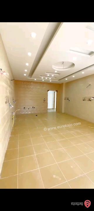 فيلا مساحة 1300م على أرض 1200م للبيع في عمان - الجبيهة 