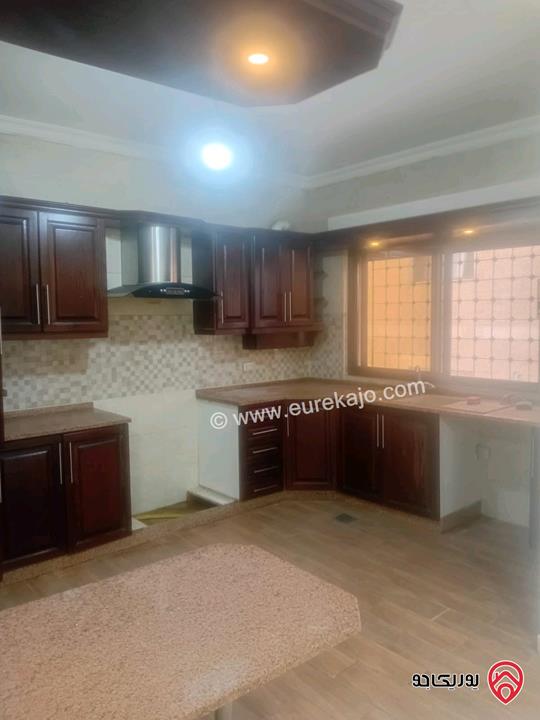 شقة فارغة طابق ارضي مساحة 150م للإيجار في عمان - الجبيهة 