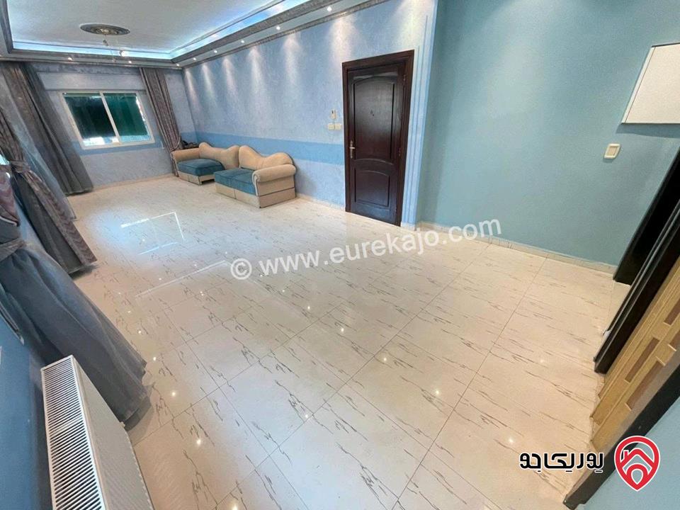 شقة طابقية ارضي معلق مساحة 350م مجددة بالكامل للبيع في عمان - عرجان