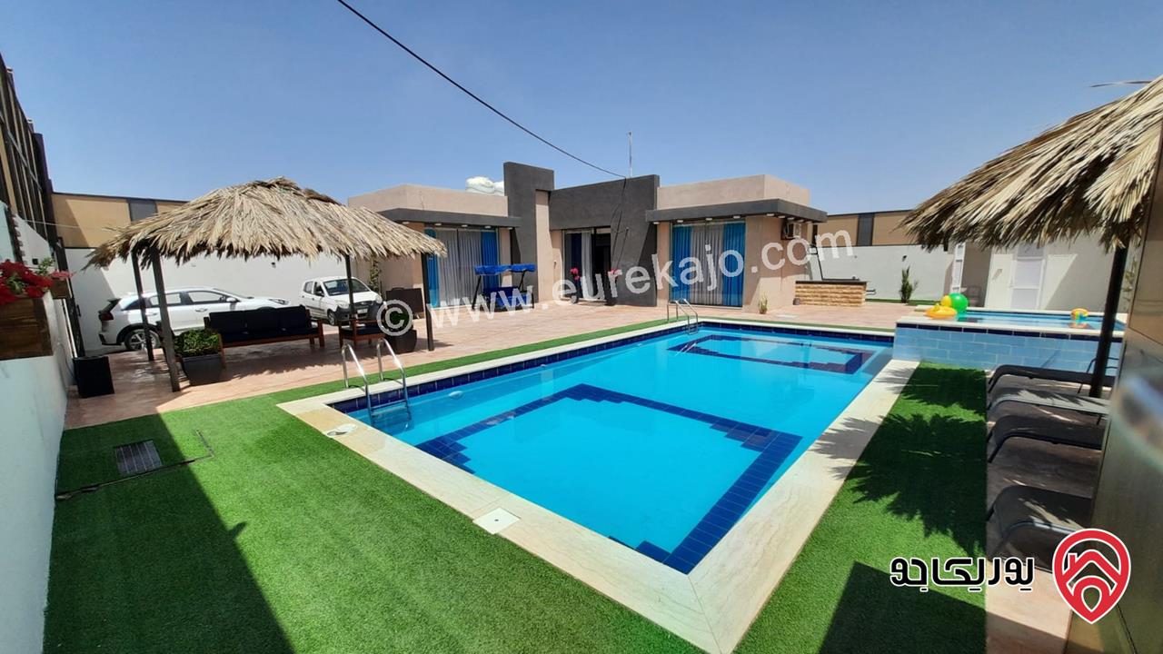 شاليه مساحة الأرض 527م والبناء 122م للبيع في البحر الميت منطقة الجوفة