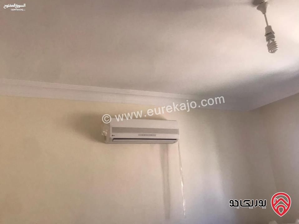 شقة طابق ثالث مساحة 120م للببع في عمان - ام السماق