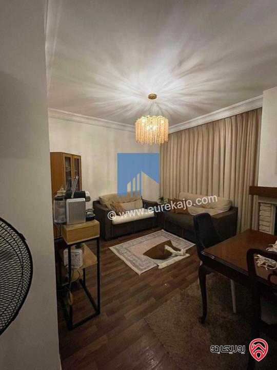 شقة مميزة للبيع في عمان - أم السماق مقابل روان كيك طابق ثالث مع روف دوبلكس 210م بسعر مغري