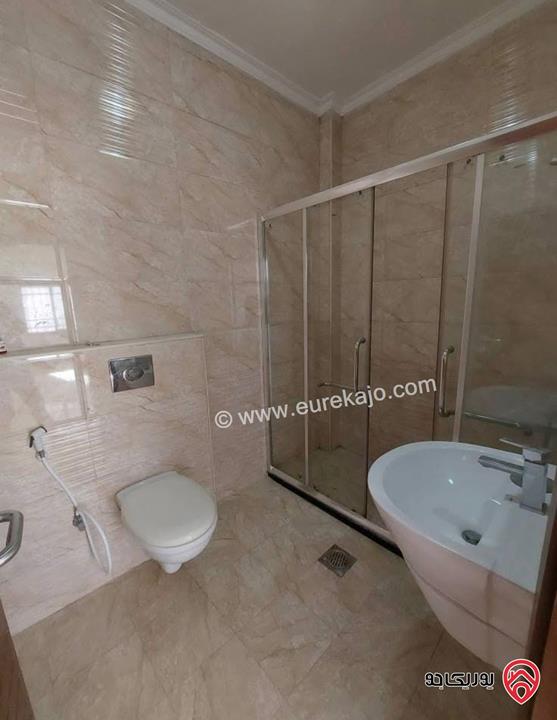 شقة مساحة 150م طابق ثالث للبيع في عمان - تلاع العلي 