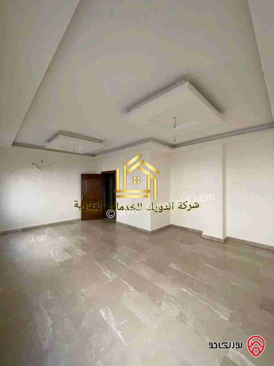 شقة مساحة 186م طابق ثالث للايجار في عمان - ام السماق 