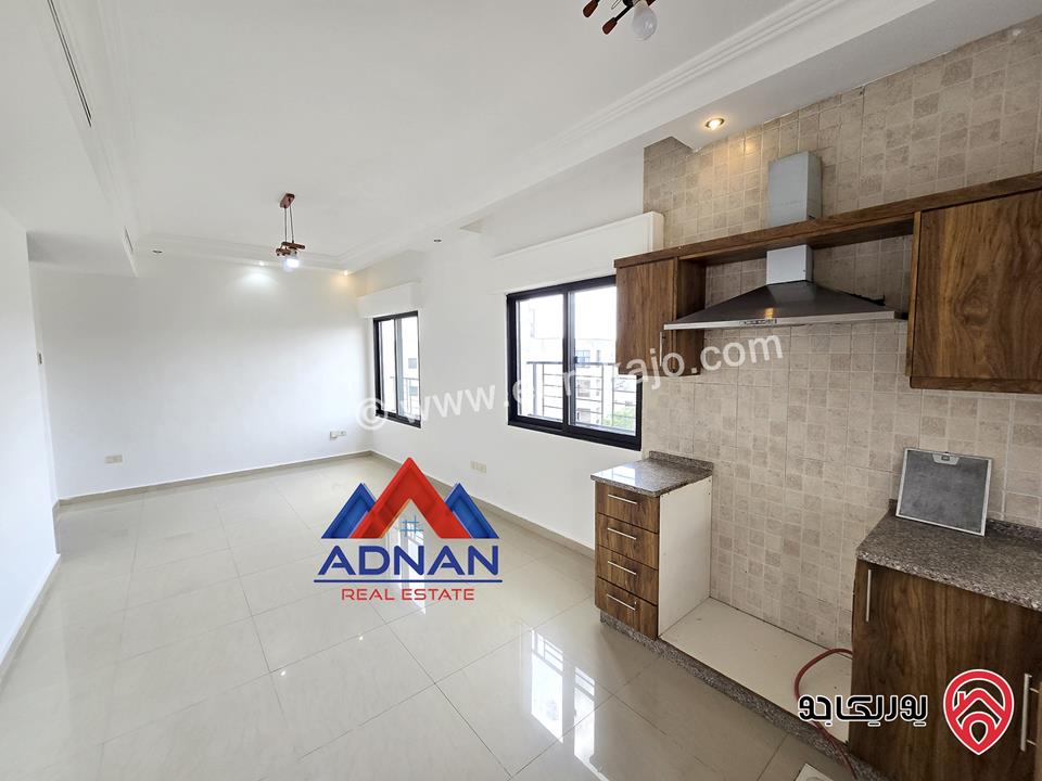 شقة مساحة 126 متر طابق اول للبيع في عمان - تلاع العلي قرب مطعم ورد 