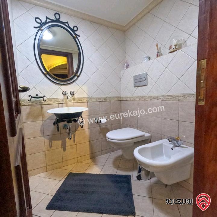 فيلا مميزة مساحة 1200م على أرض 800م للبيع في عمان - عبدون الشمالي 