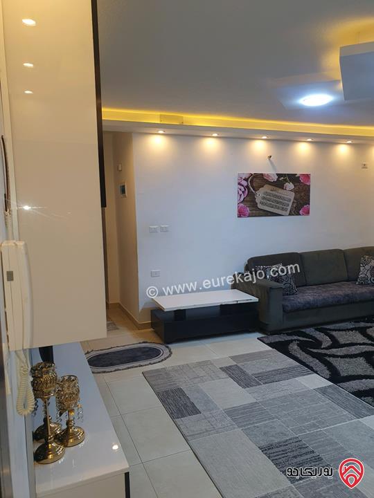 شقة طابق اول مساحة 150م للبيع في الزرقاء - البتراوي