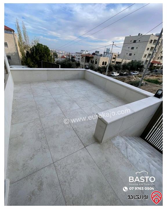 شقة مساحة 170م طابق أول للبيع في عمان - ضاحية الرشيد