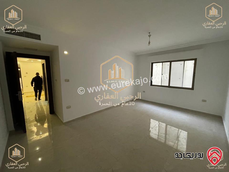 شقة سوبر ديلوكس طابق ثاني 170م للايجار في عمان - ديرغبار