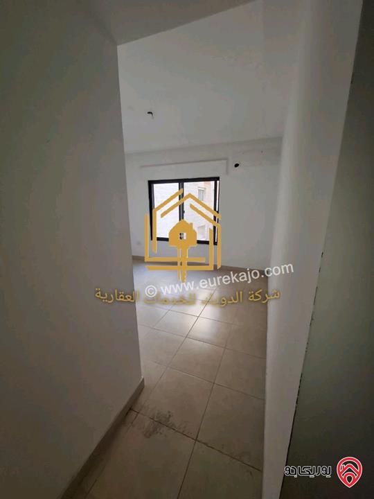 شقة فارغة طابق ارضي مساحة 100م للإيجار في عمان - دير غبار 