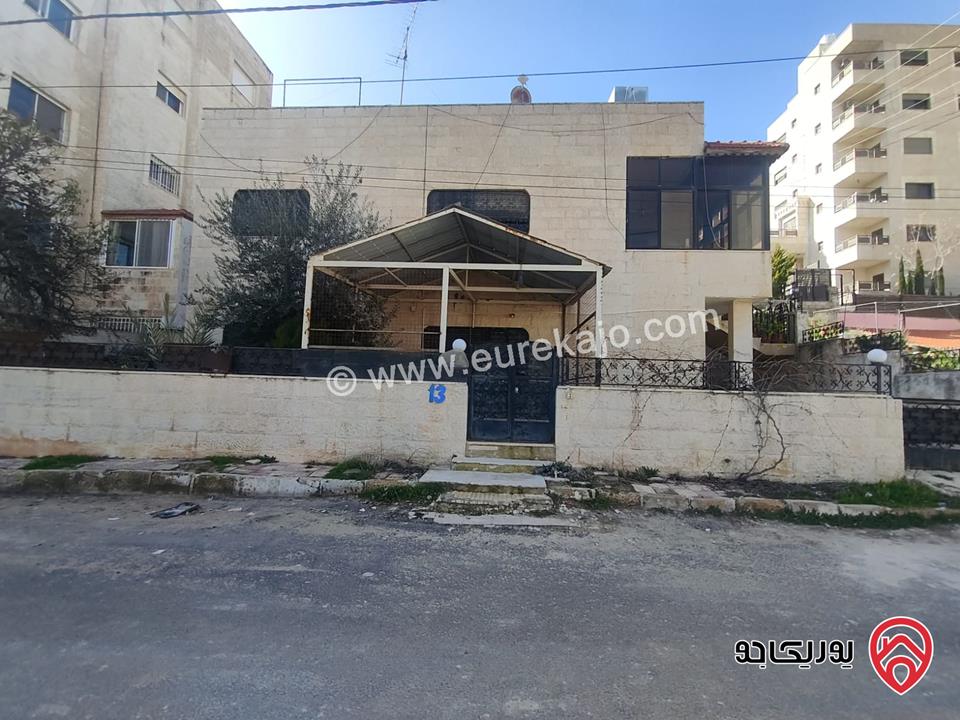 بيت مستقل طابقين على أرض 399م للبيع في عمان - ضاحية الرشيد 